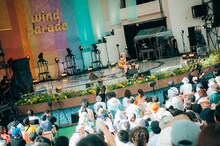 ハナレグミのパフォーマンスの様子。（Photo by Kana Tarumi）