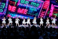 「NiziU Live with U 2023 “ココ！夏 Fes.” -Stadium Special-」の様子。（撮影：田中聖太郎）