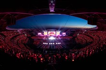 「NiziU Live with U 2023 “ココ！夏 Fes.” -Stadium Special-」の様子。（撮影：田中聖太郎）