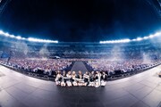 「NiziU Live with U 2023 “ココ！夏 Fes.” -Stadium Special-」の様子。（撮影：田中聖太郎）