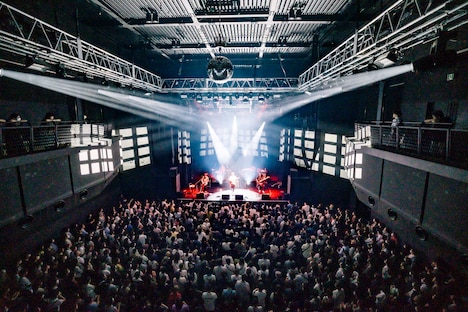 GRAPEVINE「GRAPEVINE SUMMER SHOW」9月14日公演の様子。（撮影：藤井拓）