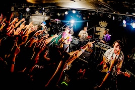 ネクライトーキーの秋は激アツ！ステージがめっちゃ近い千葉LOOKでツアー開幕