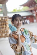 雑誌「週刊少年サンデー」43号より金村美玖（日向坂46）。