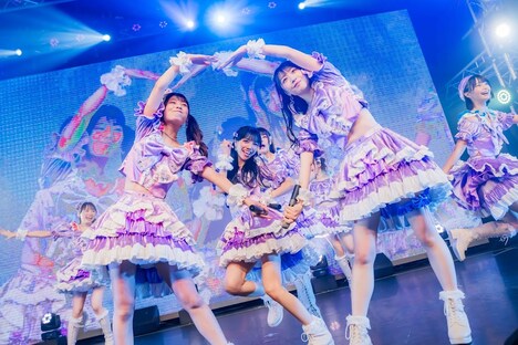 ideal pecoデビューライブ「first peco」の様子。（提供：株式会社iDL）