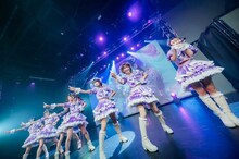 ideal pecoデビューライブ「first peco」の様子。（提供：株式会社iDL）