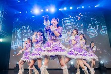 ideal pecoデビューライブ「first peco」の様子。（提供：株式会社iDL）