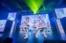ideal pecoデビューライブ「first peco」の様子。（提供：株式会社iDL）