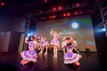ideal pecoデビューライブ「first peco」の様子。（提供：株式会社iDL）
