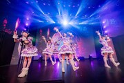 ideal pecoデビューライブ「first peco」の様子。（提供：株式会社iDL）