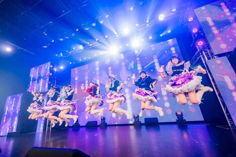 ideal pecoデビューライブ「first peco」の様子。（提供：株式会社iDL）