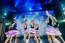 ideal pecoデビューライブ「first peco」の様子。（提供：株式会社iDL）