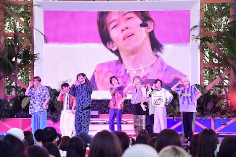 ライブコーナーの様子。