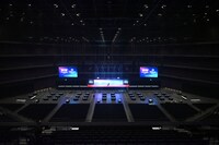 バルコニーシート（LEVEL 6）から見たステージ。