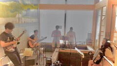 片想いメンバー、山田参助、牧野琢磨によるGO TO HELLが銭湯で一発録りした7inchアナログ発売