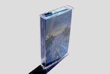 HALLCA「PARADISE GATE」カセットテープのイメージ。