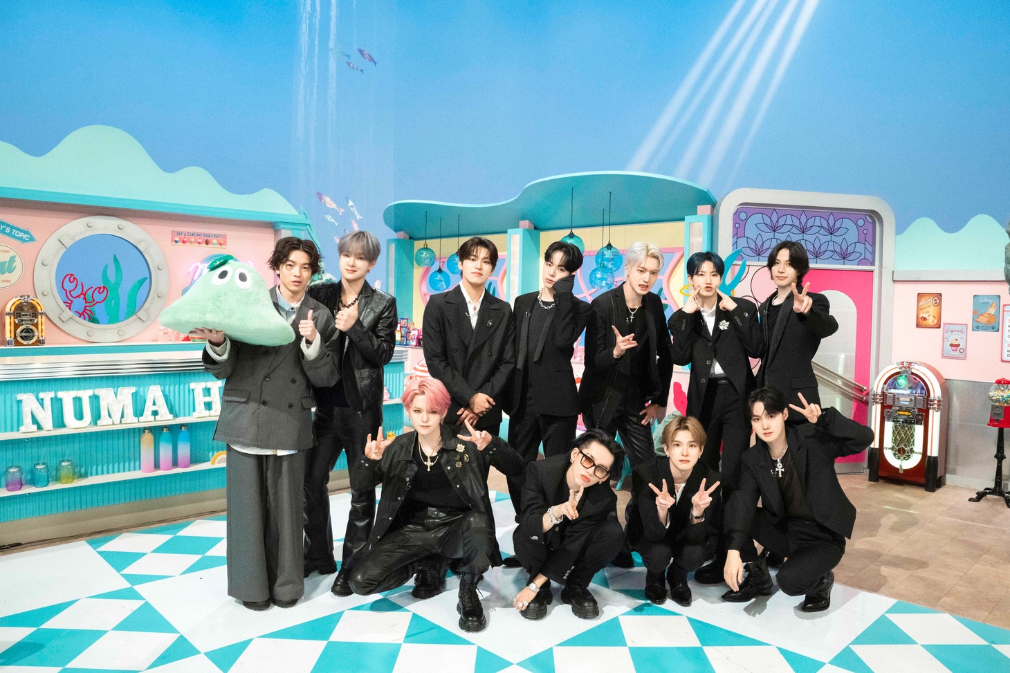TREASUREとimase。（写真提供：NHK）