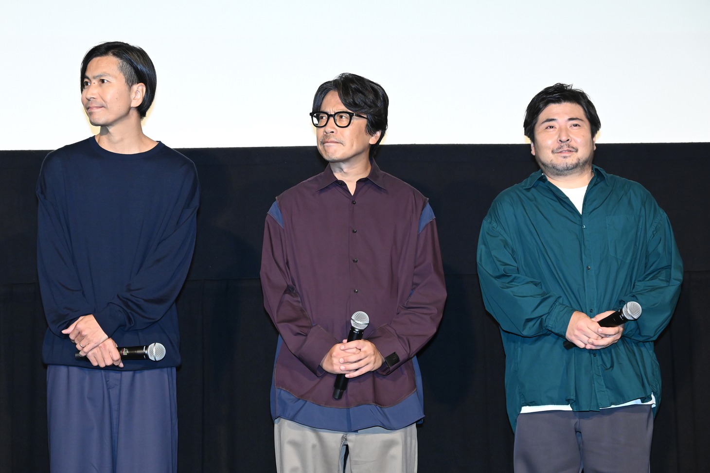 左から佐藤征史、岸田繁、森信行。