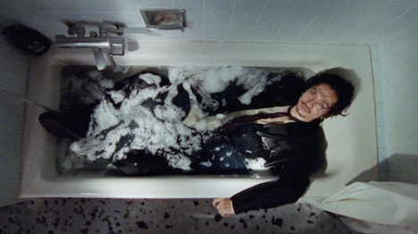 「全部洗い流して、また明日。」編より。