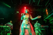 脇田もなり「MONARI WAKITA 7th Anniversary & "UNI" Release Party」の様子。