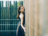 乙葉ミュージックフォトブック「silver lining」より。