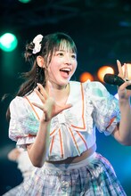 鎮西寿々歌（FRUITS ZIPPER）