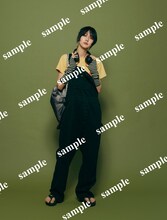 土生瑞穂「Destination」コーチャンフォー限定特典ポストカード サンプル（撮影：三瓶康友）