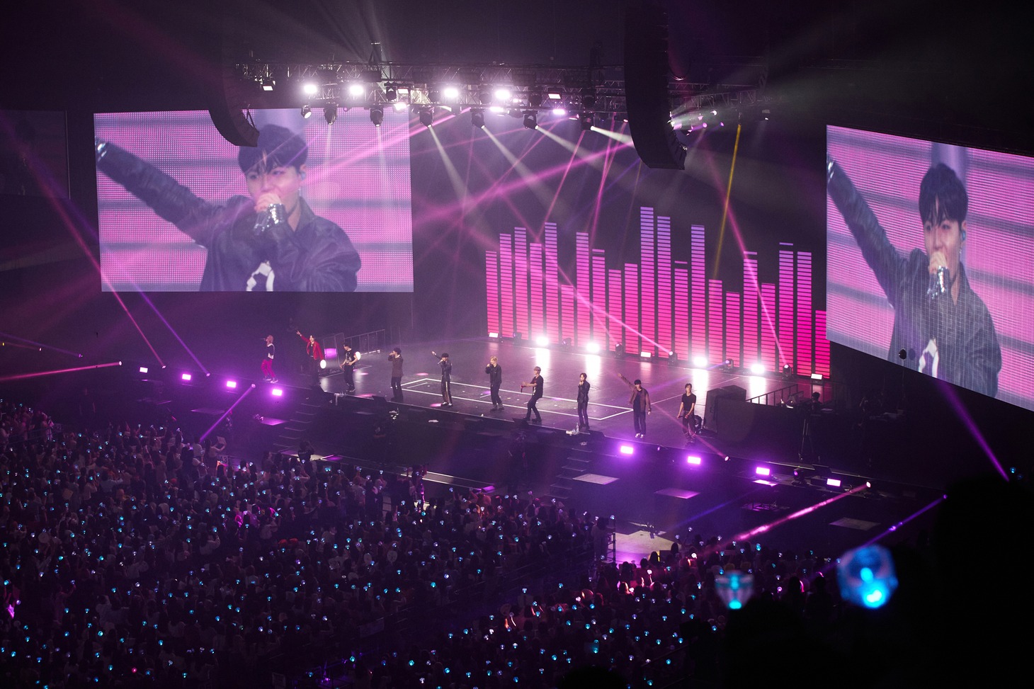 「2023 TREASURE FAN MEETING～HELLO AGAIN～」有明アリーナ公演の様子。