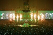 「SHINee WORLD VI [PERFECT ILLUMINATION]」埼玉・さいたまスーパーアリーナ公演より。（撮影：田中聖太郎写真事務所）