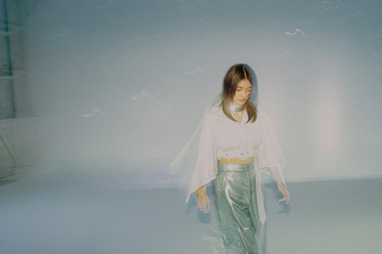 由薫、堀田真由×萩原利久のラブストーリー「たとえあなたを忘れても」主題歌担当