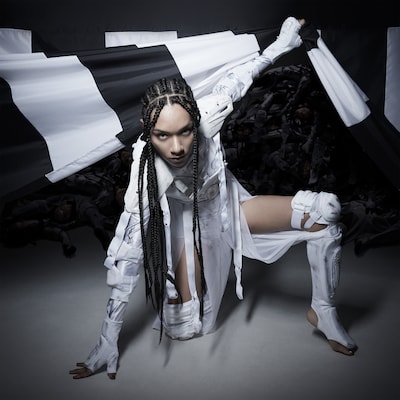 女王蜂「01」配信ジャケット