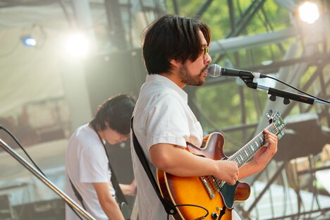 たなかえいぞを（Vo, G / グソクムズ）（Photo by TOYOHIRO MATSUSHIMA）