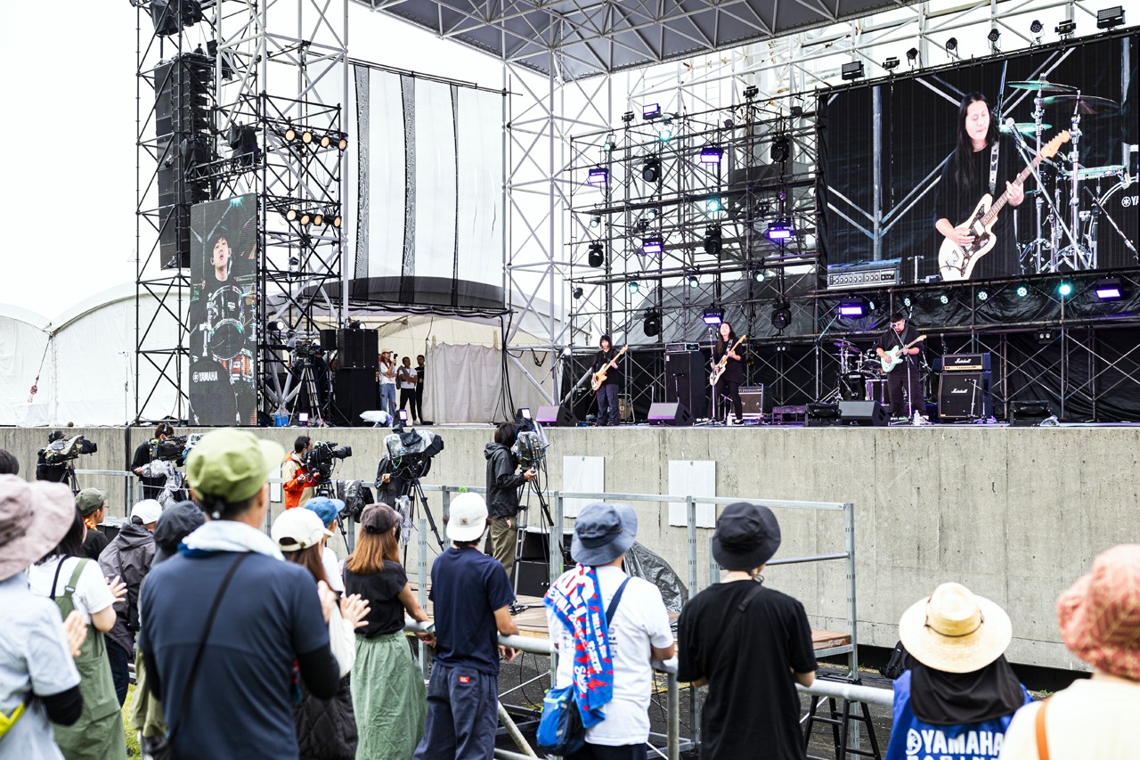 歩行者（PACERS）（撮影：勝村祐紀）