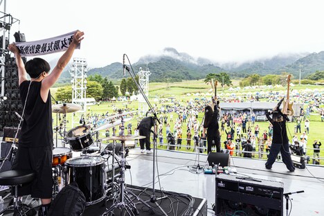 歩行者（PACERS）（撮影：勝村祐紀）