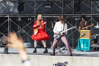 GLIM SPANKY（撮影：勝村祐紀）