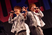 左から綾介、春斗。