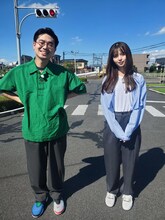 左からハマ・オカモト（OKAMOTO'S）と齋藤飛鳥（乃木坂46）。