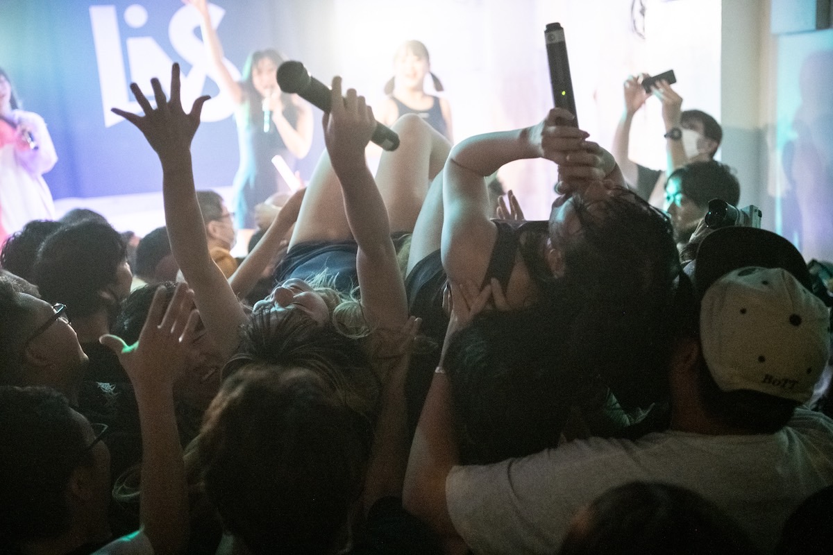 LiVS「Not Loss,But Free Live」より。