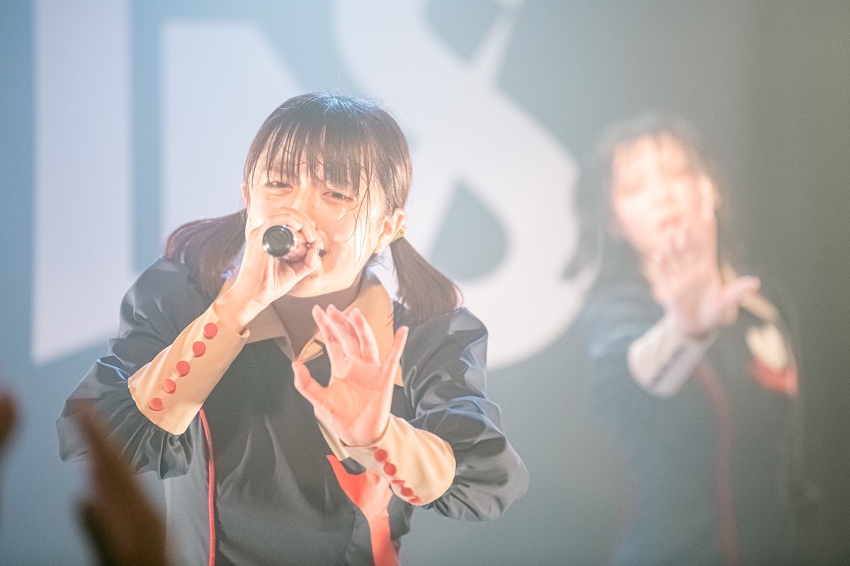 LiVS「Not Loss,But Free Live」より。