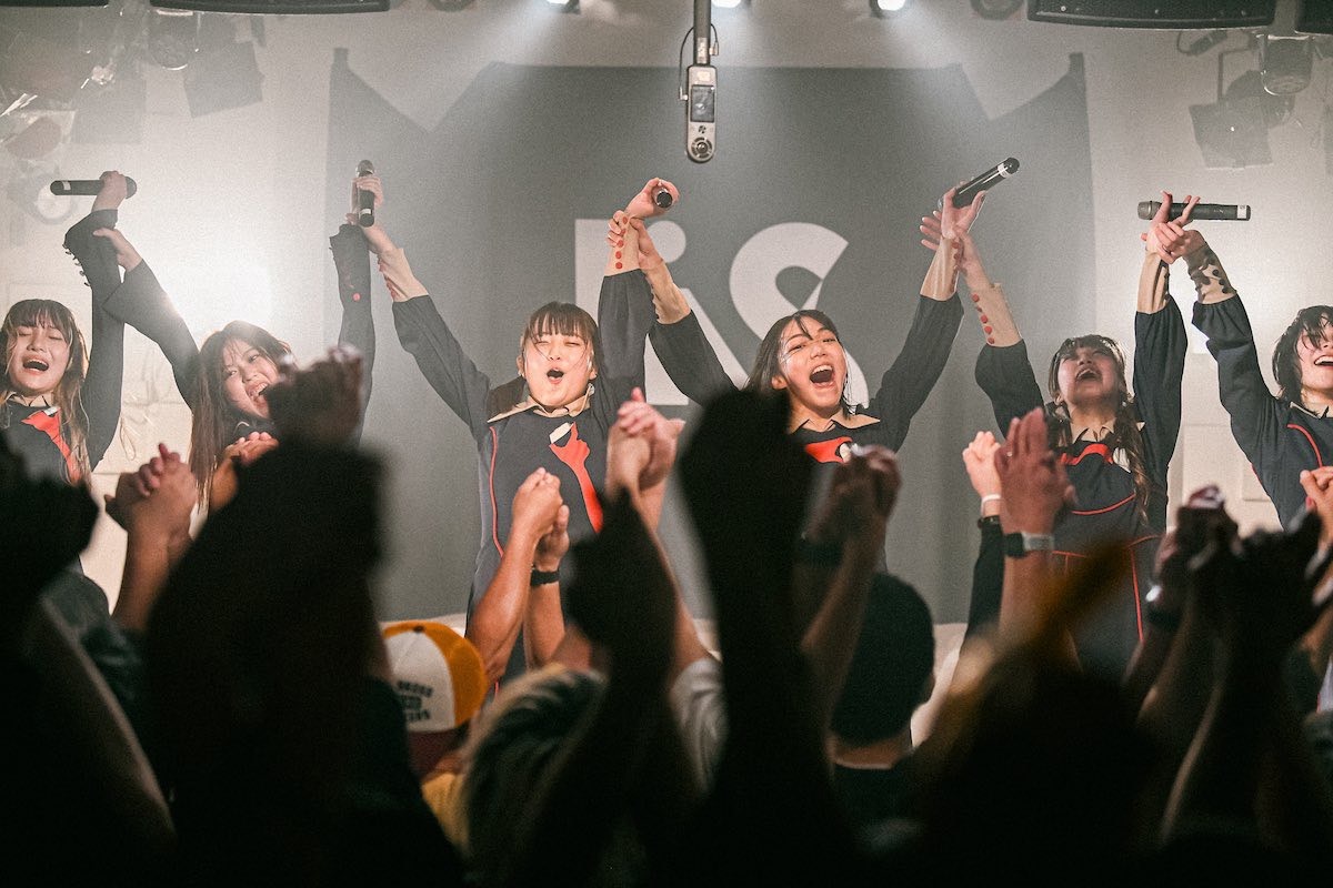 LiVS「Not Loss,But Free Live」より。