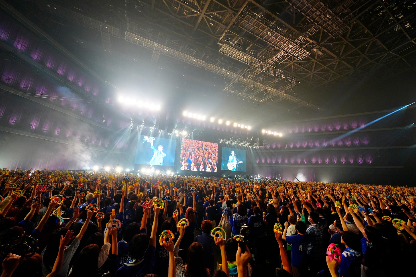 「YUZU SPECIAL LIVE 2023 HIBIKI in K-Arena Yokohama」の初日公演「BLUE×FUTARI」の様子。