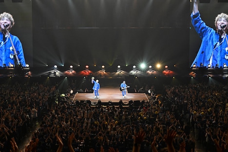 「YUZU SPECIAL LIVE 2023 HIBIKI in K-Arena Yokohama」の初日公演「BLUE×FUTARI」の様子。