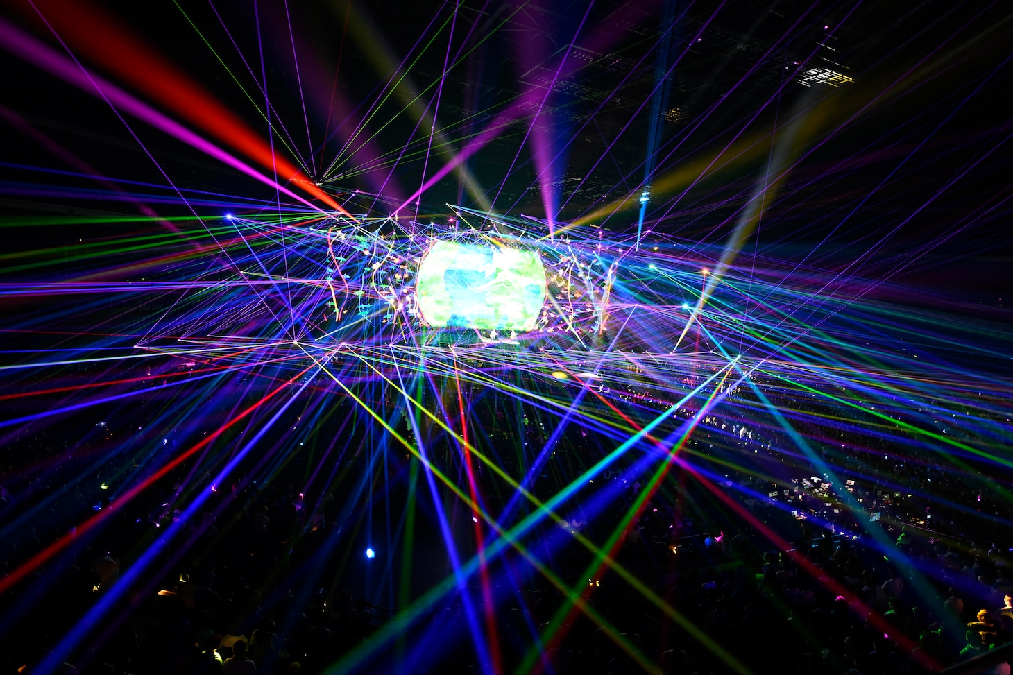 「YUZU SPECIAL LIVE 2023 HIBIKI in K-Arena Yokohama」の初日公演「BLUE×FUTARI」の様子。