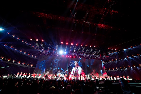 「YUZU SPECIAL LIVE 2023 HIBIKI in K-Arena Yokohama」2日目公演「RED×ALL STARS」の様子。