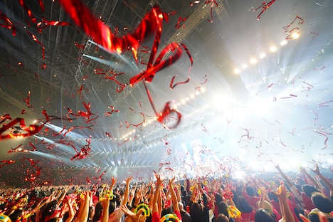 「YUZU SPECIAL LIVE 2023 HIBIKI in K-Arena Yokohama」2日目公演「RED×ALL STARS」の様子。