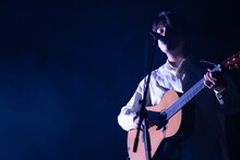 折坂悠太（撮影：塩田正幸）