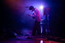 折坂悠太（撮影：塩田正幸）