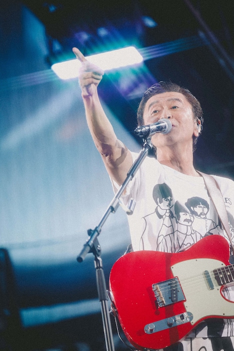 桑田佳祐（Vo, G）（撮影：西槇太一）