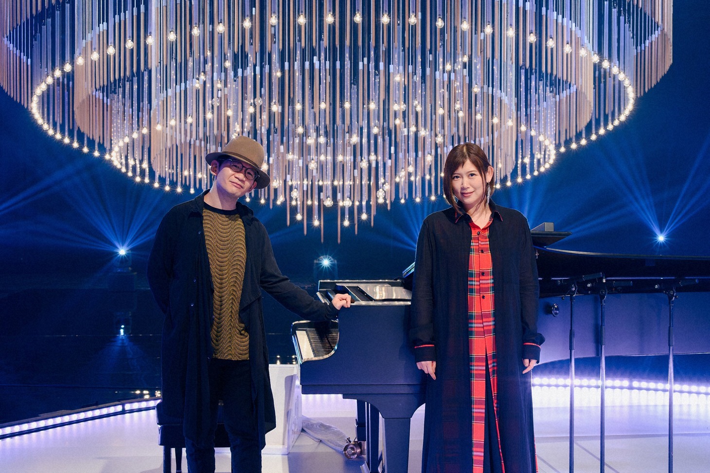 左から菊池亮太、絢香。（写真提供：NHK）