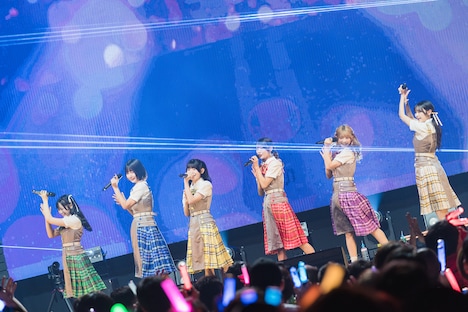 アンスリューム「すーぱーしゃいん!!!!!!」の様子。（撮影：真島洸）