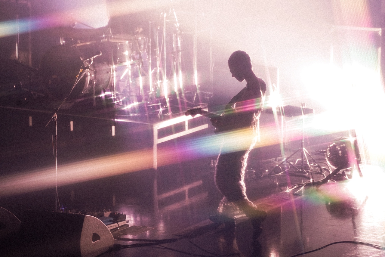 羊文学がファンへの思い、次なる展望語ったツアー最終公演「一緒に横浜アリーナをいっぱいにしようぜ」